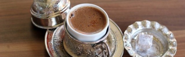 KAFU NIKAKO NEMOJTE DA PIJETE ČIM SE PROBUDITE! Nutricionistkinja upozorila na grešku koju mnogi prave!