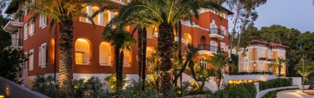 Božićna čarolija je posebna u lošinjskom hotelu Alhambra