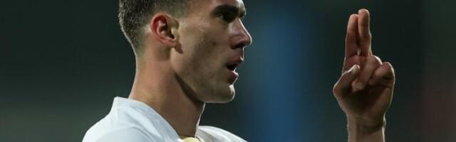 NOVO PLJUVANJE VLAHOVIĆA! Bivši italijanski as ponižava Srbina: PREVIŠE su ga platili, ima boljih u Italiji!