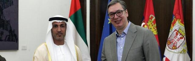 Vučić se sastao sa Mazruijem: Srbija pridaje poseban značaj partnerstvu i prijateljskim vezama sa UAE (FOTO)