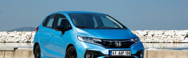 Japanac za siću: Ovaj auto ide na "miris benzina" - Cena će vas šokirati