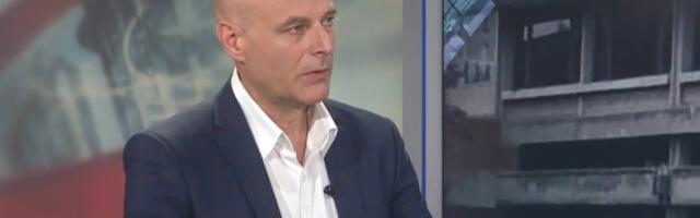 Miloš Pavlović na skupu u Kraljevu: „Onaj ko vodi zemlju – najbolje bi bilo da je nevidljiv za narod“