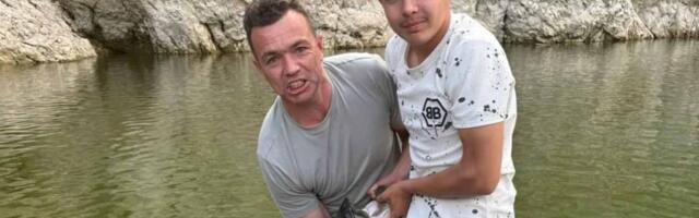 Vodeni džin jedva izvučen iz Sjeničkog jezera: Otac i sin ulovili kapitalca kakav se zaista retko viđa (FOTO)