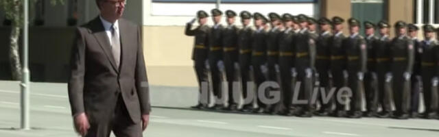 (UŽIVO) Počela svečanost povodom promocije najmlađih oficira vojske, prisustvuje i Vučić (VIDEO)