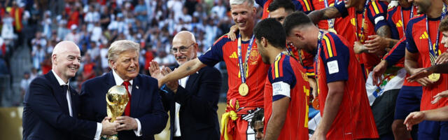 Zaustavite ovog čoveka: Infantino uvodi u FIFA zeta Donalda Trampa?