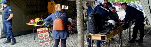 Povodom Dana MUP-a Vranjanci imali bliski susret s policijom FOTO /VIDEO