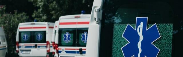 POZNATO U KAKVOM JE STANJU DETE KOJE JE PALO SA TERASE U SURČINU: Pokrenuta istraga, lekari prvobitno ustanovili TEŠKE POVREDE GLAVE