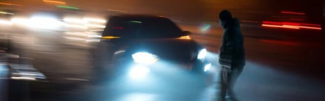 TRAGEDIJA KOD RAVNOG GAJA! Pešak poginuo na mestu – automobil ga pokosio, saobraćaj obustavljen!