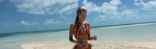 Bela Hadid zapalila mreže: Zategnuta kao praćka - minijaturni kupaći usijao internet (FOTO)