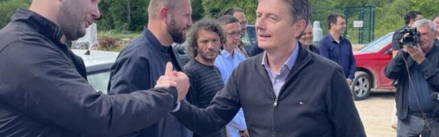 MINISTAR GLIŠIĆ PODELIO SJAJNE VESTI! Đaci već od 1. septembra kreću u rekonstruisanu školu u Banji Vrujci! (FOTO)
