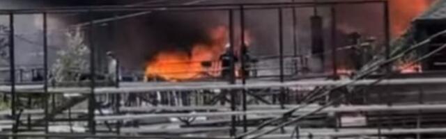 Drama na Adi: Veliki požar progutao splavove (FOTO, VIDEO)