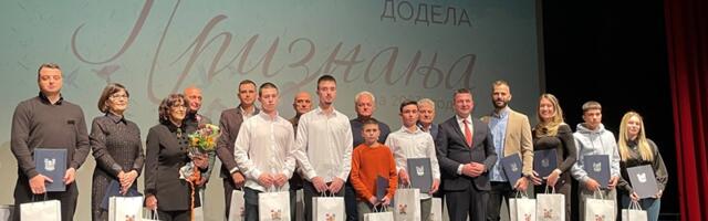 Odlikovani najbolji sportisti u Gornjem Milanovcu