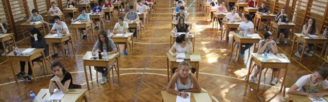Objavljeni datumi polaganja male mature i upisa u srednje škole