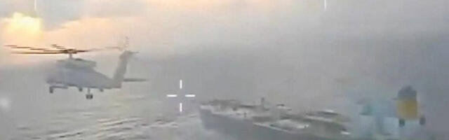 Amerika započela otimanje ruskog tankera kojeg štite ratni brodovi i podmornica