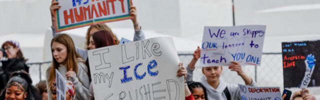 Хоман: Значајно смањен број имиграционих агената у Минесоти