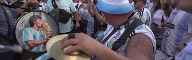 Njujork u bojama Argentine! Navijači napravili spektakl pred duel sa Alžirom