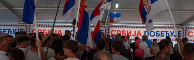 Spektakl! Rekordan broj ljudi: Više od 2.000 pristalica na velikom SNS veselju u Prijevoru kod Čačka (FOTO/VIDEO)