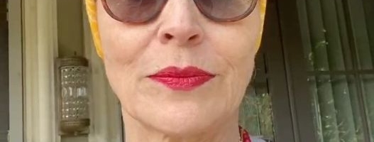 Sa svoje 62 Sharon Stone nam demonstrira koliko su važni dobro stilizovani aksesoari