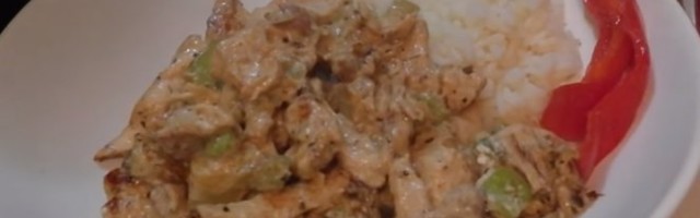 PILETINA SA ŠAMPINJONIMA! Spremite LAGANI RUČAK koji će vaša porodica OBOŽAVATI!