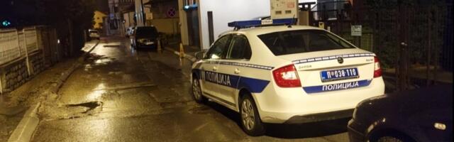 Nasilje u Novo Pazaru: Grupa mladića napala muškarca i izbola ga nožem, hitno prebačen u bolnicu