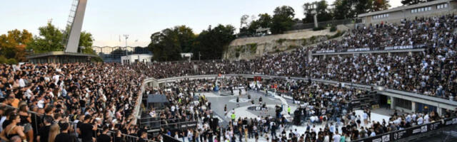 ODUŠEVIO "GROBARE" Navijači Partizana skandirali Lovernju, Francuz se odmah oglasio