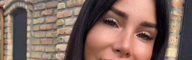 SRAMOTNO! Aleksandra Subotić gola pred ocem i ćerkom, uvila se samo u papri!