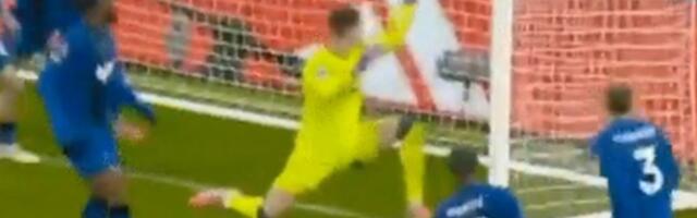 Auh, šta uradi crni Đorđe: Srpski golman napravio kiks u Premijer ligi, da li ga je zato selektor sklonio?