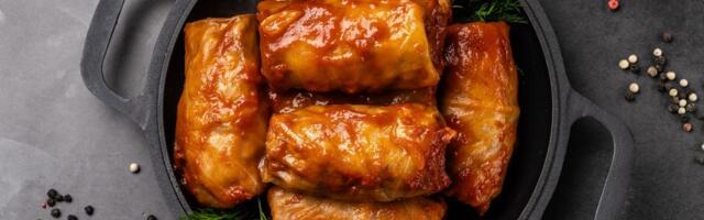 Posna sarma koja se pamti: Tradicionalni recept sa mlevenim orasima