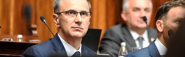 Vlada: Macut naložio da se združenim snagama, pa i žandarmerijom, pomogne ljudima u nevremenu