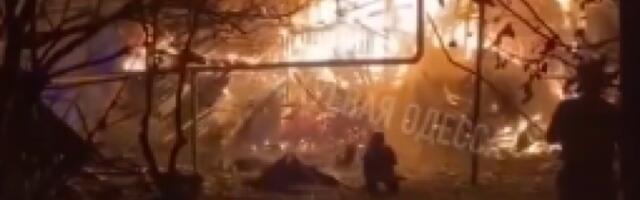 SVE BUKTI PRED PREGOVORE! POŽAR u rafineriji nafte u Krasnodarskom kraju Rusije, GORI i u Odesi! (VIDEO)