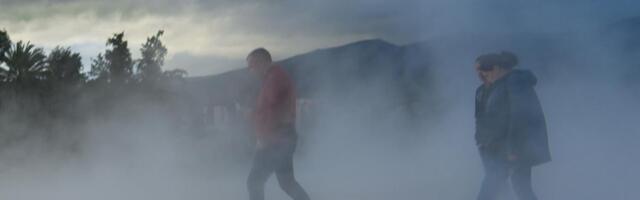 (VIDEO) OTROVNI OBLACI SE NADVILI NAD GRADOM OD 10 MILIONA STANOVNIKA! Posle bombardovanja padala "naftna kiša", milioni ljudi u opasnosti: Još tinjaju požari!