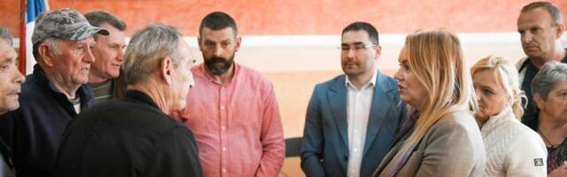 Komesarijat za izbeglice uručio pakete hrane za 49 ugroženih porodica u opštini Ćićevac