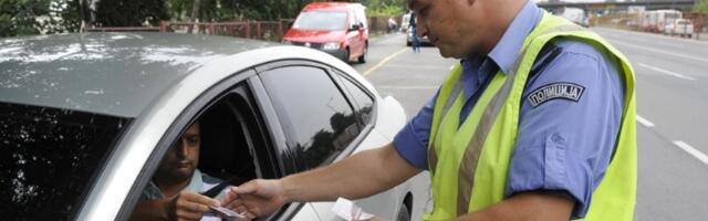 Advokat UPOZORAVA: "Kada vas zaustavi policija nikada nemojte da im odgovorite na OVO pitanje"