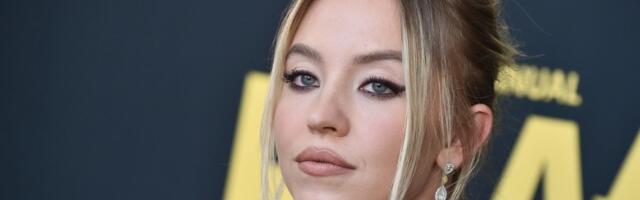 Sidni Svini ponovo u žiži SKANDALA: Koleginice je se javno odriču posle niza kontroverznih izjava i reklama (FOTO, VIDEO)