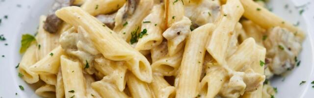 Brza kremasta pasta sa pečurkama za 20 minuta