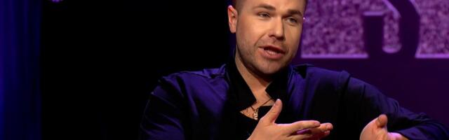 "SVAKA DRUGA ŽENA NA ESTRADI NEMA KOSU" Poznati frizer otkrio šokantne informacije o stanju pevačica, pa otkrio razloge: Moraju da piju tablete...