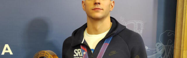 BAŠ ON MI JE DAO DA OVO NOSIM: Vasilije Martinović za Sportissimo o časti da pehar bude stalno kod njega (VIDEO)