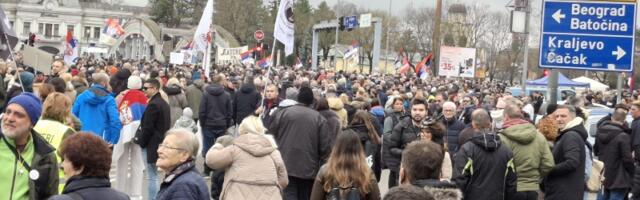 Održan protest "Sretnimo se na Sretenje" - studenti zahtevaju VANREDNE PARLAMENTARNE IZBORE!