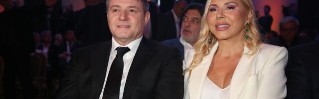 "Ćerkama govorim da moraju biti raspoložene za muževe, sigurno neće po kući šetati s keceljom"