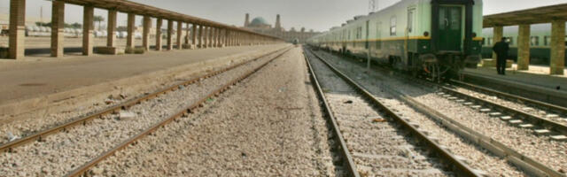 ​Порука Иранцима да не путују возом