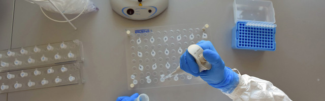 DOBROVOLJCIMA 700 EVRA: Italijani na ljudima testiraju vakcinu protiv korone