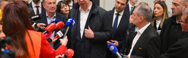 Вучић: Гоне ме зато што је неко наредио (видео)