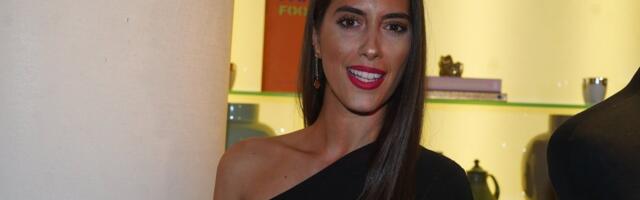 (VIDEO) Voditeljka uhvatila muža s maserkom usred noći: Snimak objavila na mrežama