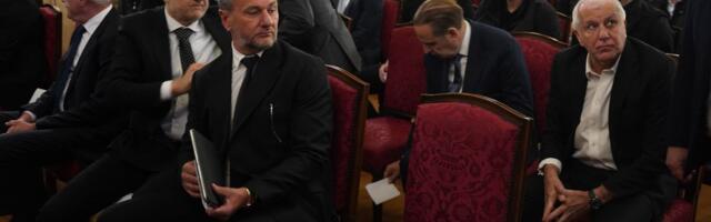 Ostoja Mijailović došao na komemoraciju Dušku Vujoševiću, seo je odmah ispred Željka Obradovića