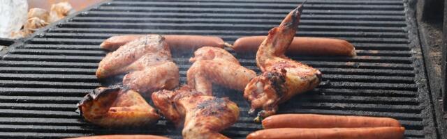 Očistite rešetku za roštilj uz 3 prirodna sastojka: Sve što vam treba imate u kuhinji, a rešenje je zagarantovano