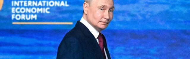 Путин: Не видим сврху сусрета са Зеленским