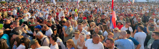Брнабићева: Овако позитивна атмосфера није забележена ни на једном скупу