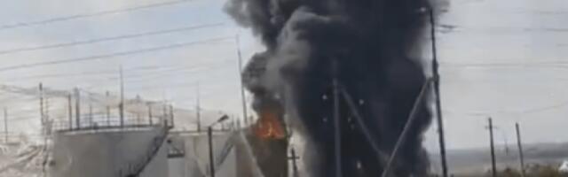 Украјина гађала рафинерију у Уљановској области, избио велики пожар