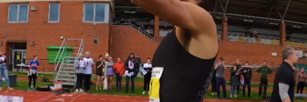 Kanađanin šampion trke sa četiri piva na 1.600 metara