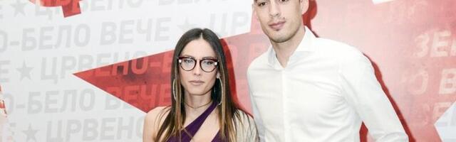 POKAZALI NAJMLAĐE DETE: Vujadin i Mirka po prvi put u javnosti sa šestomesečnom Anikom! (FOTO)
